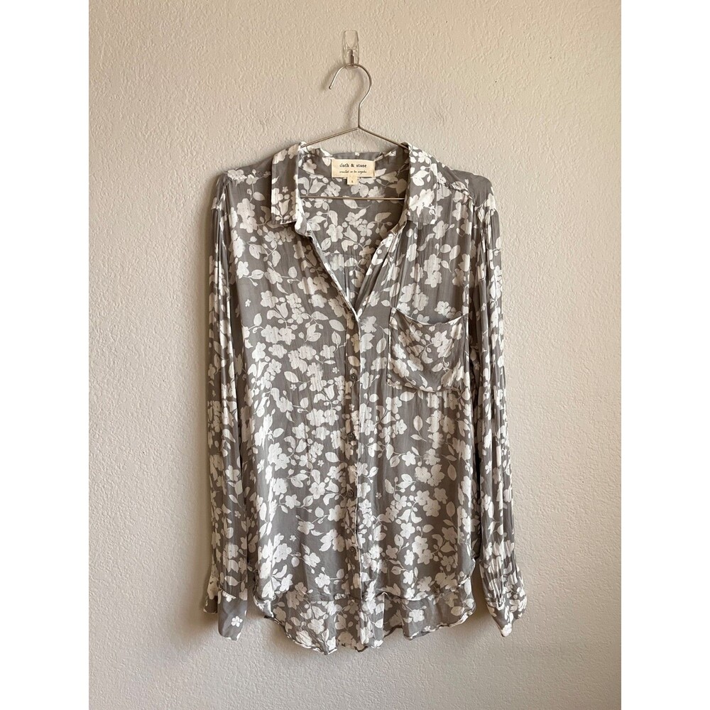 Cloth & Stone Anthropologie Katrina Blouse in Gray Floral Size LARGE